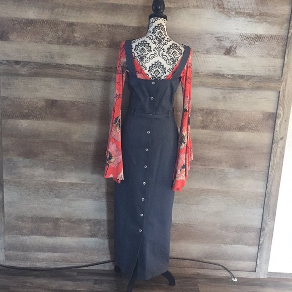 Button Down Back Jumper Dress - Picture 3 of 5